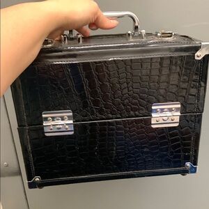 Vintage Caboodles Black Crocodile-Embossed Handheld makeup case with mirror